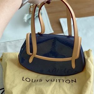 Louis Vuitton bayside PM vernis leather bag